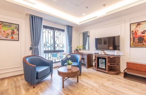 Tu Liem Hotel | Reyna Luxury Hotel