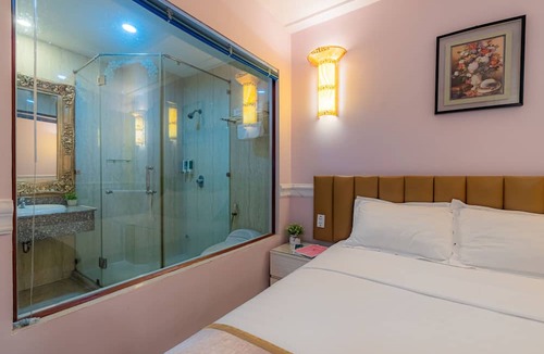 District 5 Hotel | Fortune 1127 Central Hotel