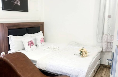 Thanh Tri Hotel | GRAD Dai Thanh Motel