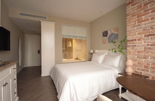 District 3 Hotel | Celine Living Central Suites and Spa