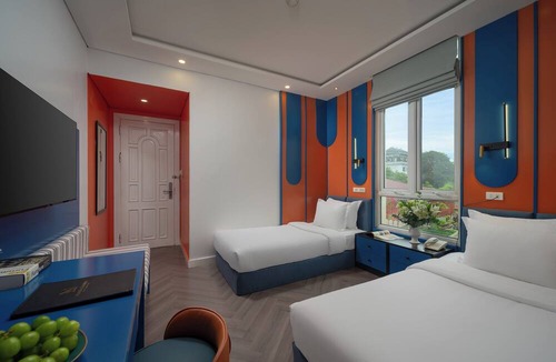 Hang Trong Hotel | Minerva Church Hotel
