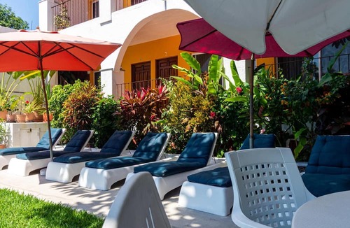 Barra de Navidad Hotel | Hotel Delfin