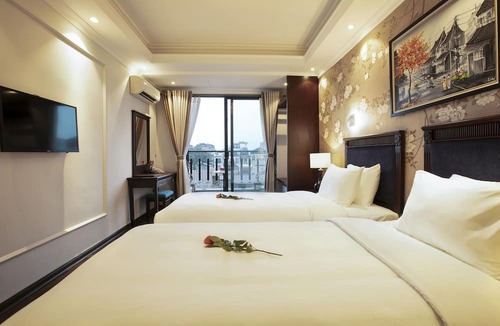 Hang Trong Hotel | Golden Legend Boutique Hotel