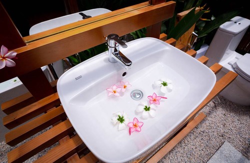 Ke Ga Resort | Hola Beach-Beach Club & Eco Glamping Resort
