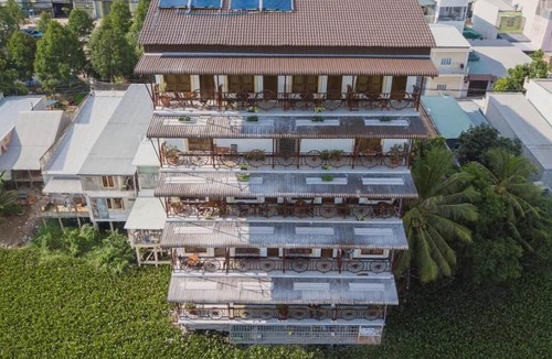 Chau Doc Bed & Breakfast | Little Saigon Hostel
