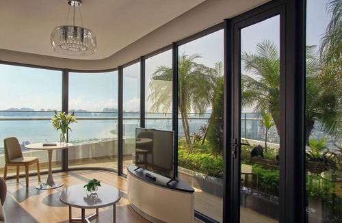 Bai Chay Hotel | DeLaSea Ha Long Hotel