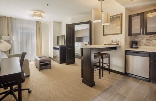 Saltillo Hotel | Staybridge Suites Saltillo by IHG