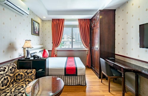 Phu My Hung Hotel | Collection O Emerald Luxury Apartment - Near SECC