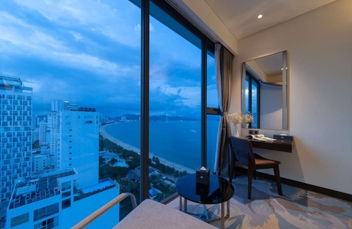 Tran Phu Beach Hotel | Queen Ann Nha Trang