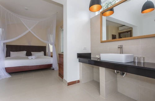 Cua Lap Hotel | Le Forest Resort