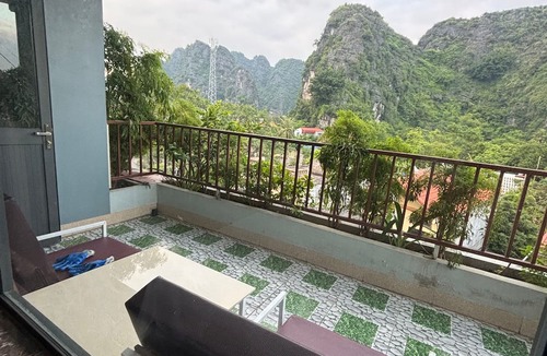 Hoa Lu Hotel | Limestone View Homestay