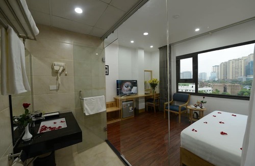 Trung Hoa Nhan Chinh Hotel | Blue Hanoi Inn City Hotel