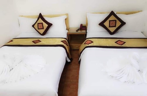 Dich Vong Hotel | OYO 1143 Thu Giang Hotel
