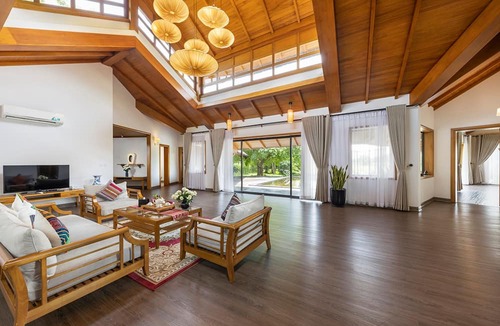 Bay Lang Hotel | Serena Resort Kim Boi