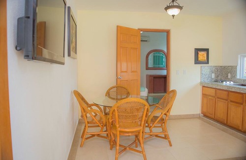 Playa Las Gatas Apartment | Hotel Bungalows Arena Dorada - Adults Only