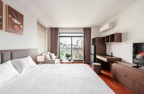 Ba Dinh Hotel | Luxe Paradise Suites Doi Can