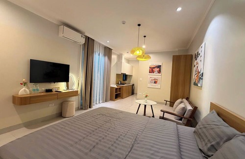 Ba Dinh Hotel | Hanique Cafe and Stay