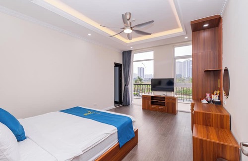 Tu Liem Hotel | Royal Louis Hotel