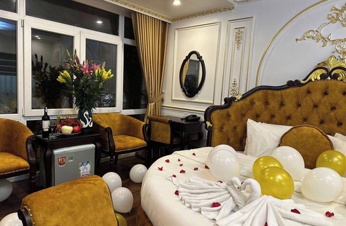 Tay Ho Hotel | Aloha Hotel