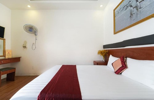 Ho Chi Minh City Hotel | Dancentre District Eva Hotel