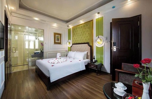 Hang Trong Hotel | Royal Palace Hotel 3