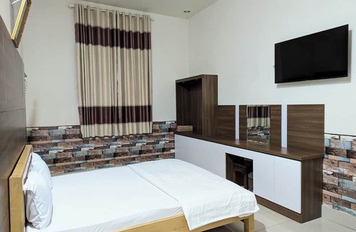 Lam Ha Hotel | Cam Uyen Hotel