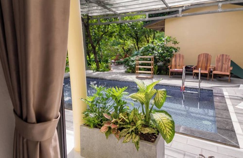Hoa Lu Hotel | Trang An Freedom Hood