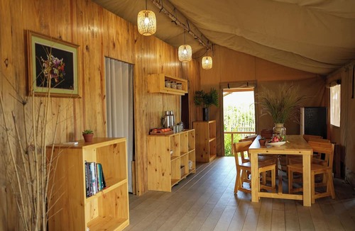 Ke Ga Hotel | WoCAL Resort Ke Ga