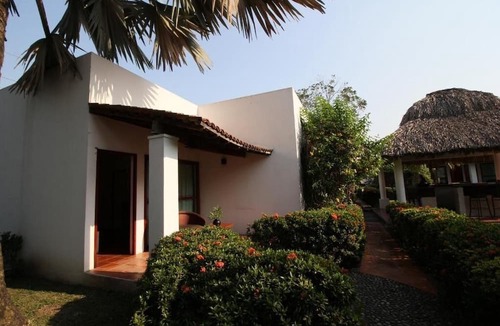 San Juan Bautista Tuxtepec Hotel | HOTEL VILLA BLANCA SUITES