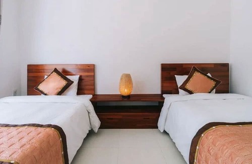 Quy Nhon Hotel | Royal Resort Bai Xep Quy Nhon