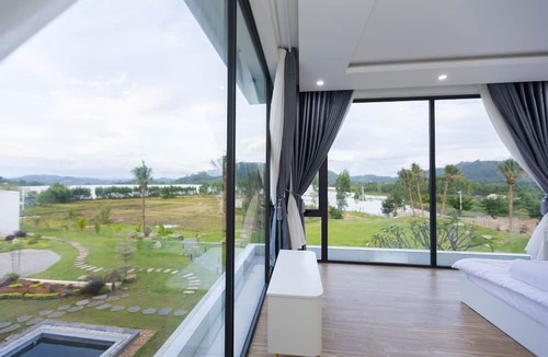 Krong Bong Hotel | TKH Resort