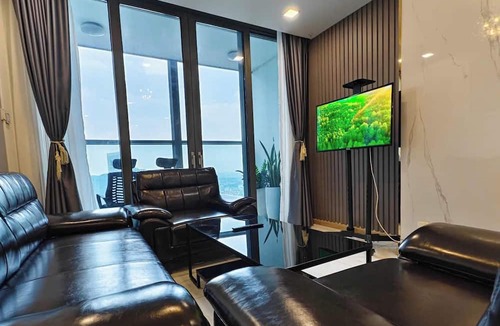 Hang Xanh Hotel | Landmark 81 Residences Luxury