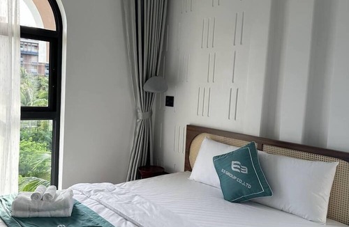 Long Beach Hotel | E3 Hotel Group