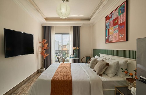 Tan Binh Hotel | The Passion Hotel Airport - 5 minutes to Tan Son Nhat