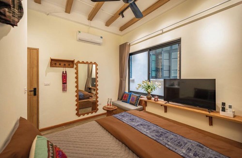 Trang Tien Hotel | UNIQUE Creative Apartment in Old Quarter