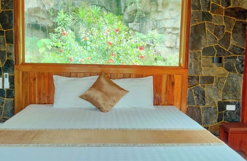 Hoa Lu Hotel | Hang Mua Eco Garden