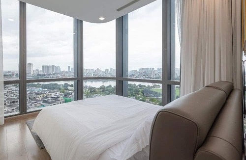 Hang Xanh Hotel | Landmark 81 Luxury Apartment
