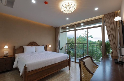 Con Son Hotel | Maya Hotel 4