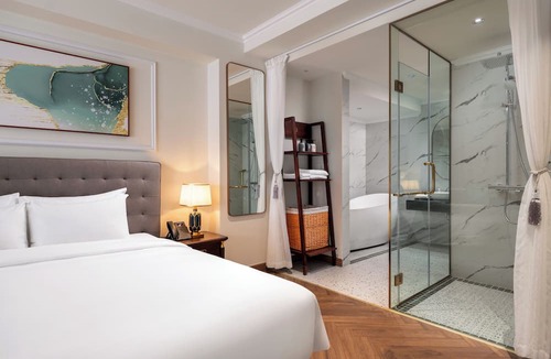 Old Quarter Hotel | L'Signature Hotel & Spa