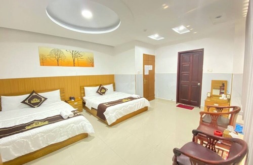 Tan Phu District Hotel | KHACH SAN PHU HUNG