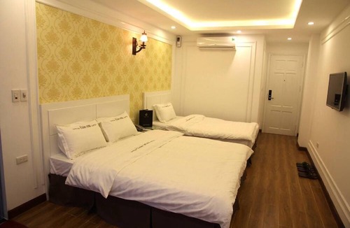 Ha Dong Hotel | Lotus Hotel Van Phuc - by BayLuxury