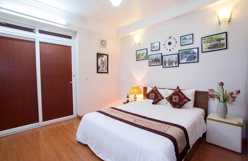 Hang Trong Hotel | Bluebell Hotel