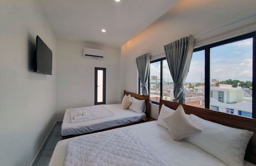 Chau Doc Hotel | HERO HOSTEL & BILLIARDS