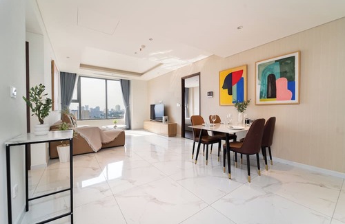 District 5 Apartment | Luminous - Kieu by KITA Luxury Apartment