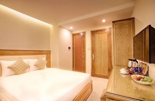 Son Tra Hotel | Sea Castle Hotel
