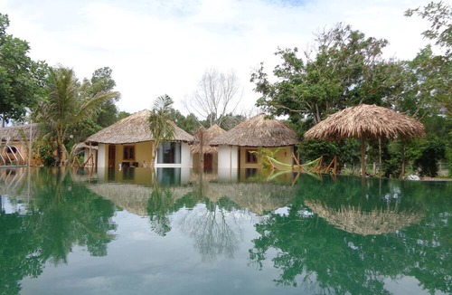 Ong Lang Hotel | Ninila Fruit Farm Bungalow