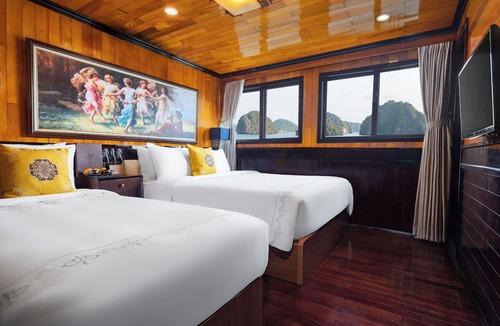 Bai Chay Cabin | halong marina bay cruise