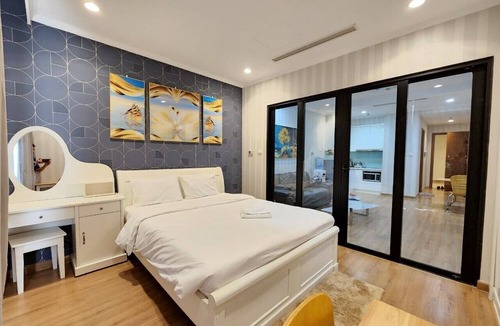 Thanh Xuan Apartment | Royal City Vinhomes Nguyen Trai