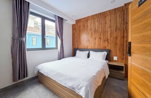 Tan Uyen Town Apartment | SINGAPORE 2 VILLA HOTEL