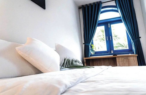 Cam An Apartment | SEA FLOWER HOUSE